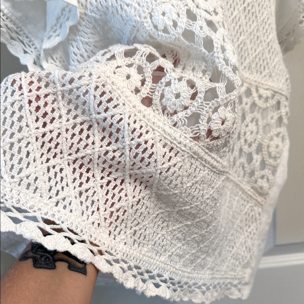 Jennifer & Grace White Eyelet Crochet Lace Mesh Flutter Sleeve Blouse Medium - Picture 5 of 13